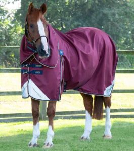 Premier Equine Akoni d�kken med aftagelig hals - 0g - Vinr�d, 6,9" (155cm)