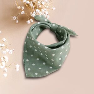Bandana / Gr�n m. hvide prikker